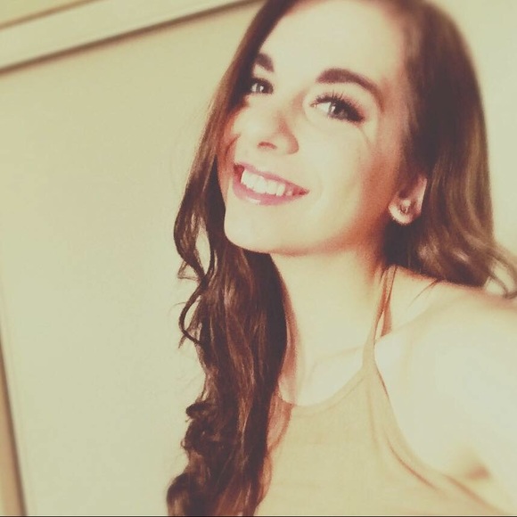 Meet the Posher Other - Meet your Posher, Magdalena